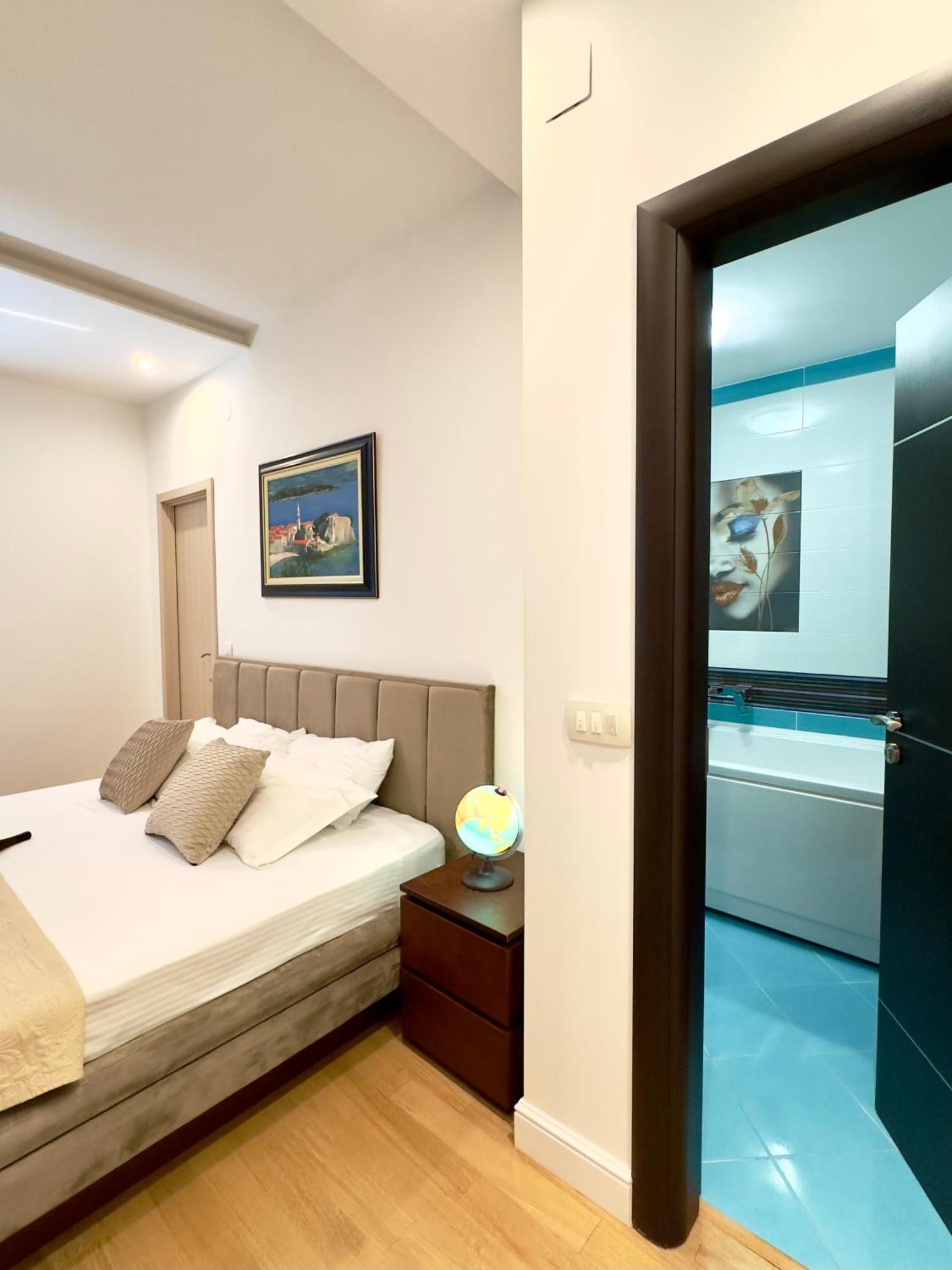 Lux Superior Apartment 120M2 In Heart Of Budva Bagian luar foto