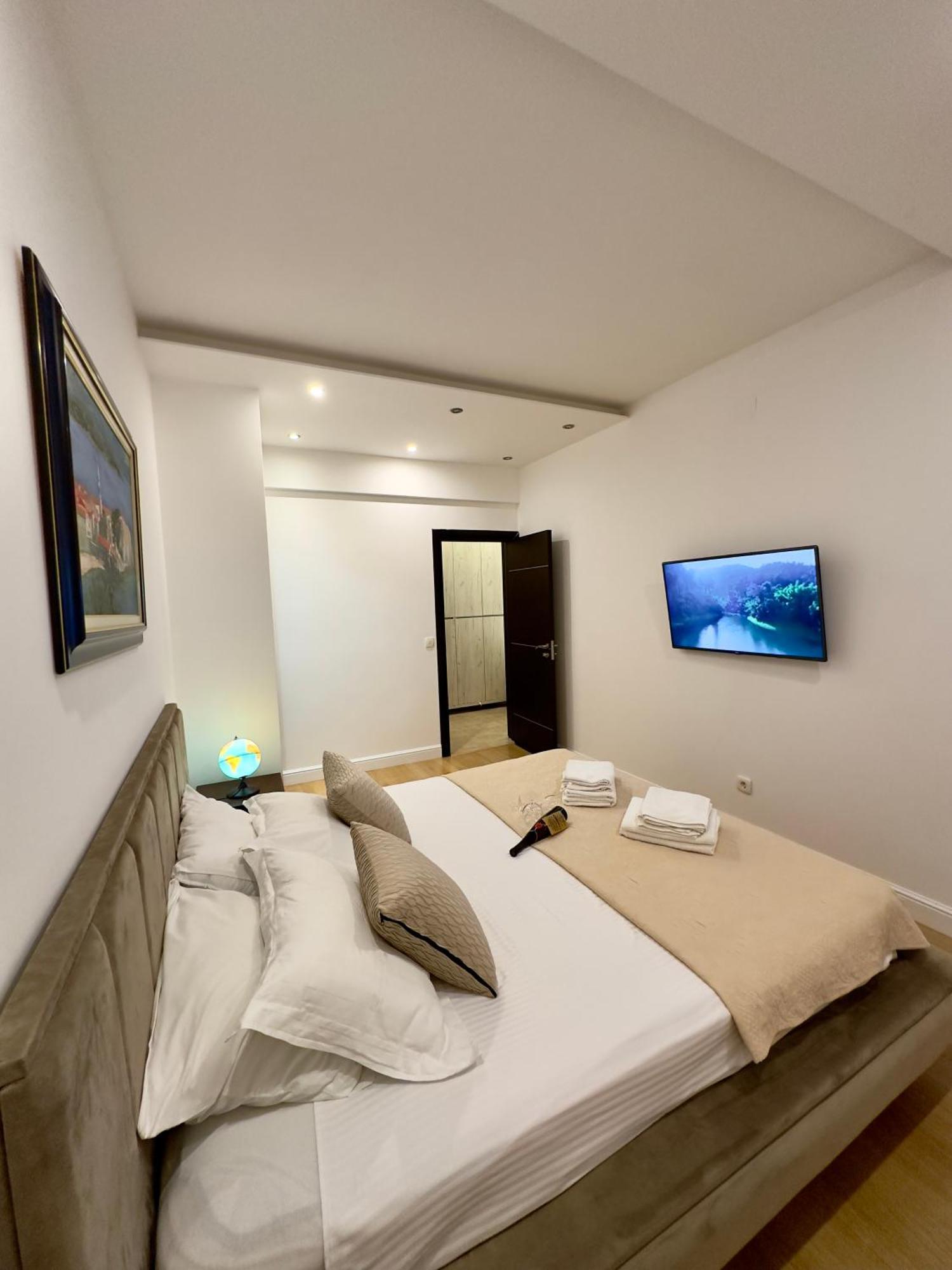 Lux Superior Apartment 120M2 In Heart Of Budva Bagian luar foto