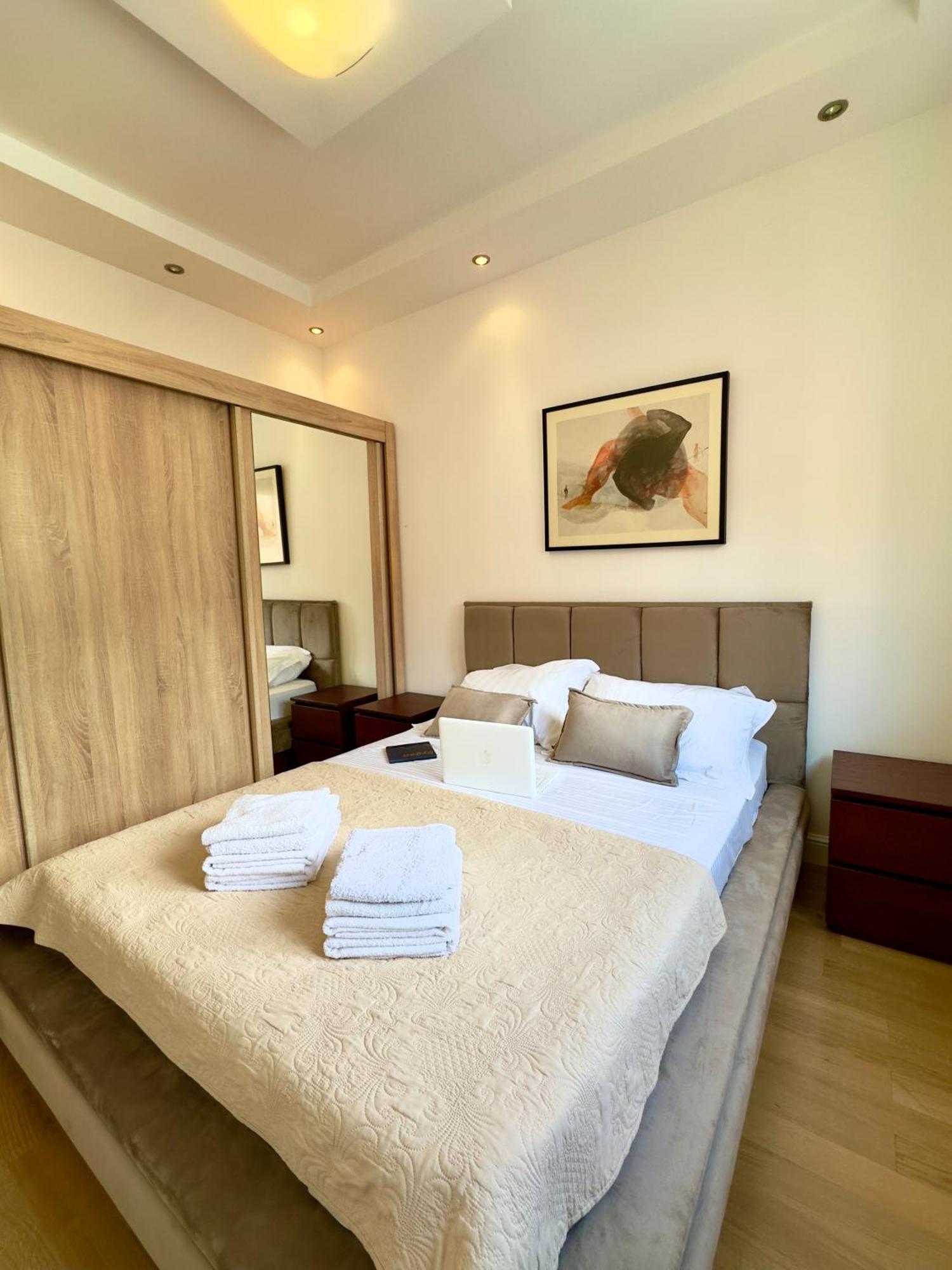 Lux Superior Apartment 120M2 In Heart Of Budva Bagian luar foto