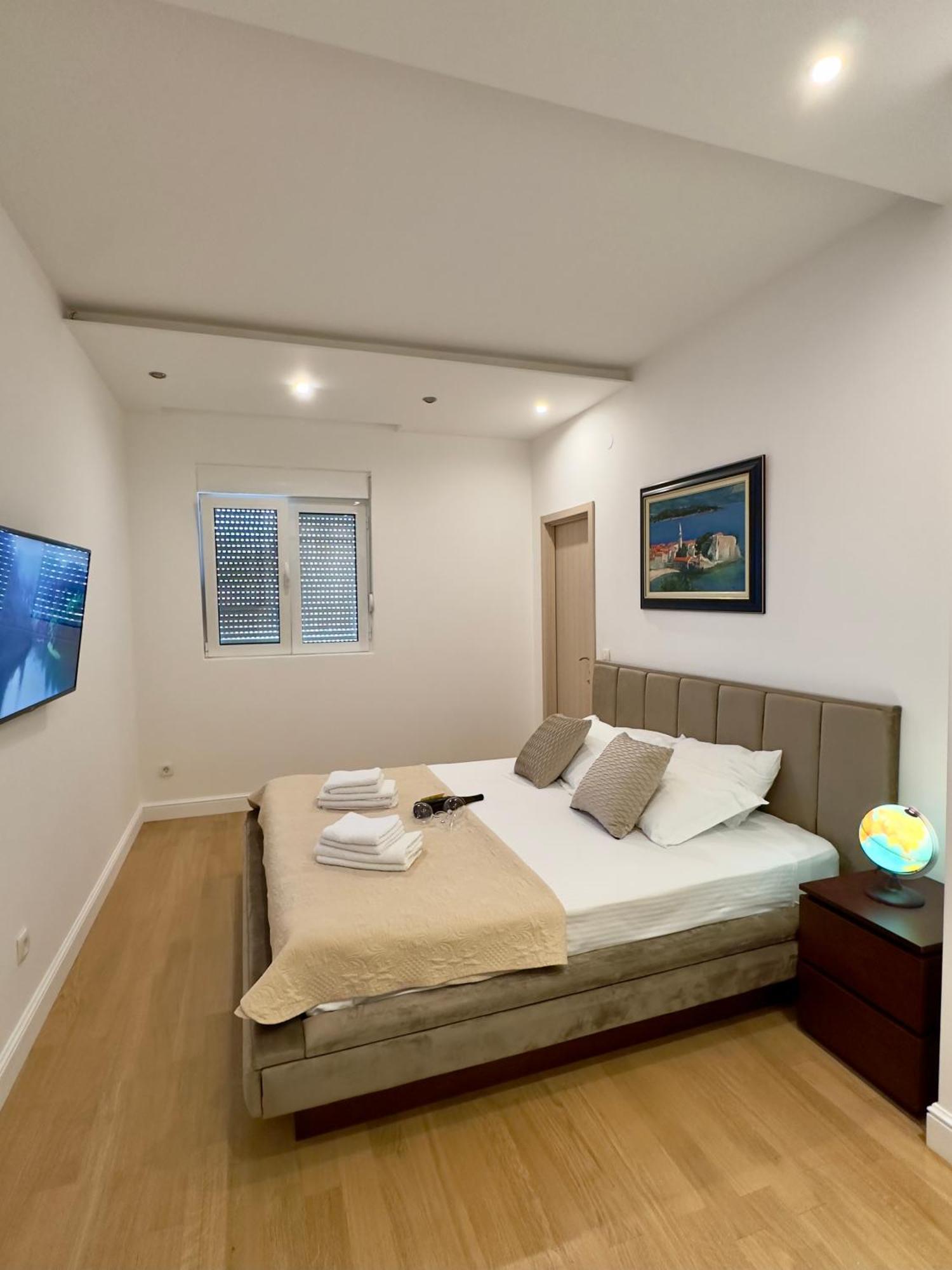 Lux Superior Apartment 120M2 In Heart Of Budva Bagian luar foto