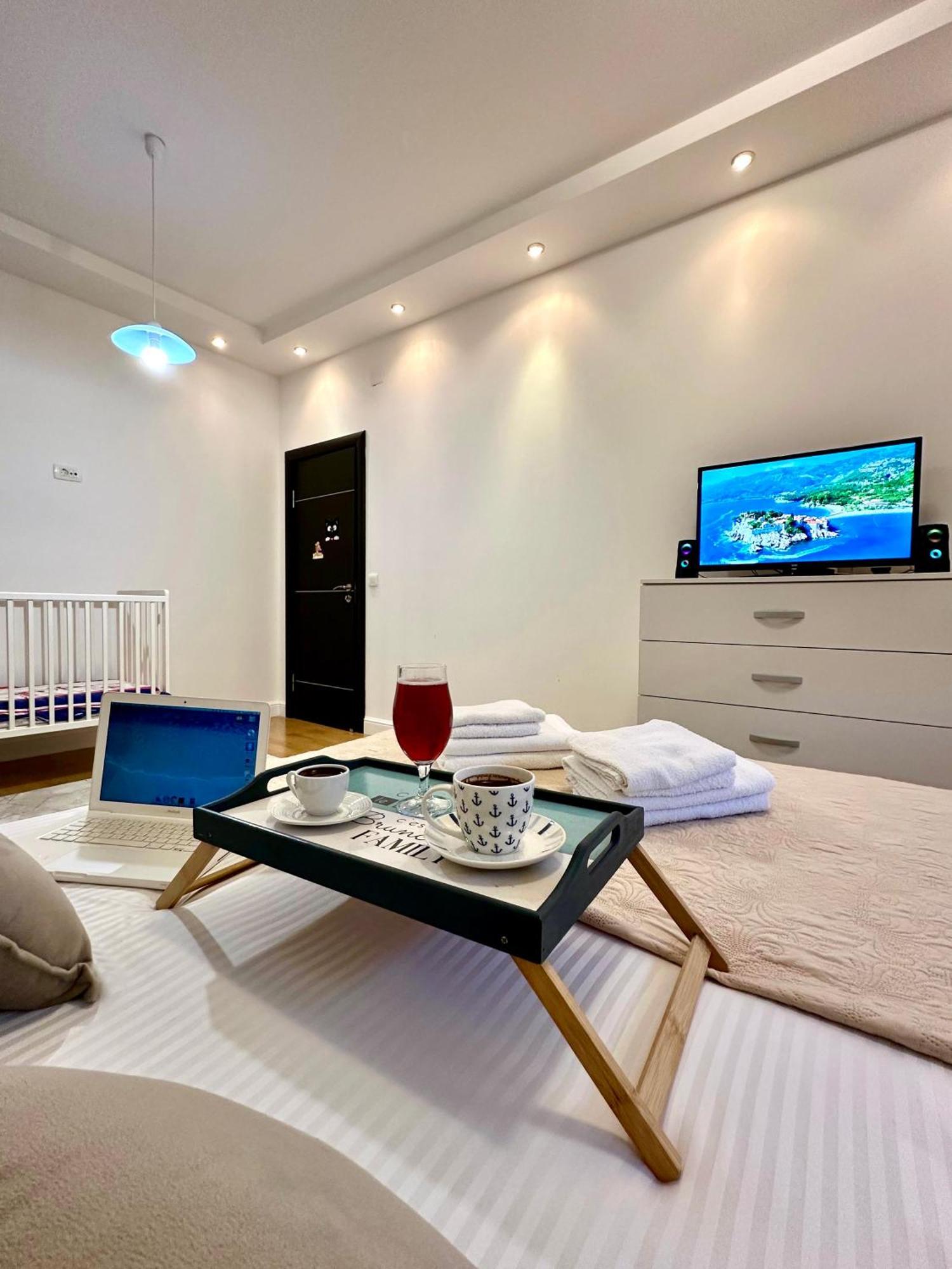Lux Superior Apartment 120M2 In Heart Of Budva Bagian luar foto