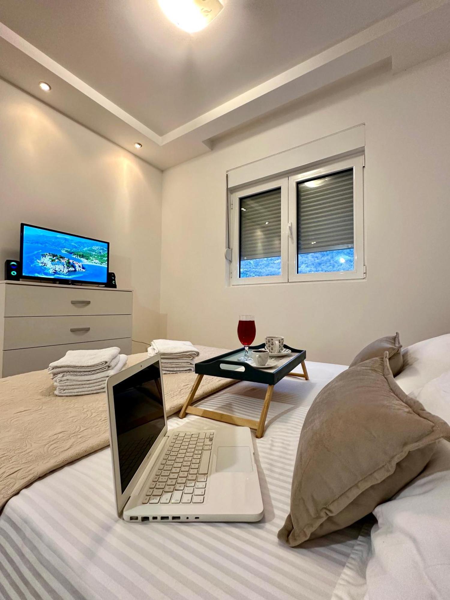 Lux Superior Apartment 120M2 In Heart Of Budva Bagian luar foto